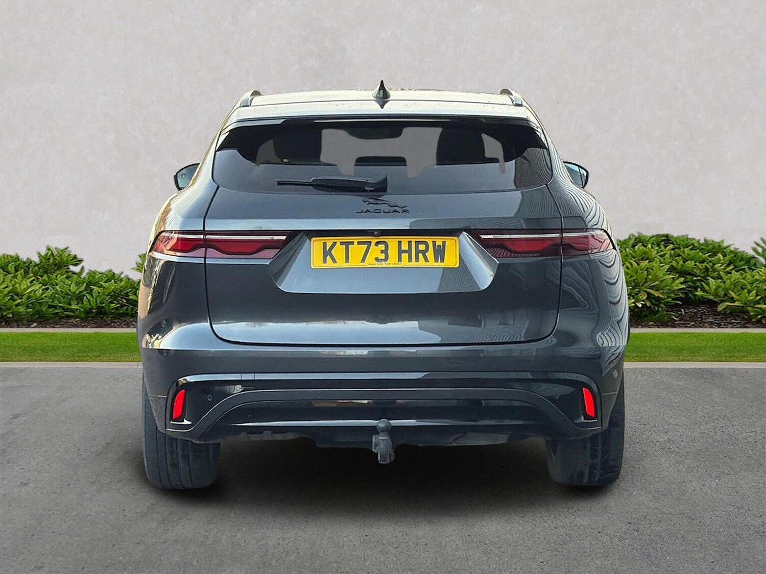 Used Jaguar F-Pace 2023 for sale - 77487559: Photo 6