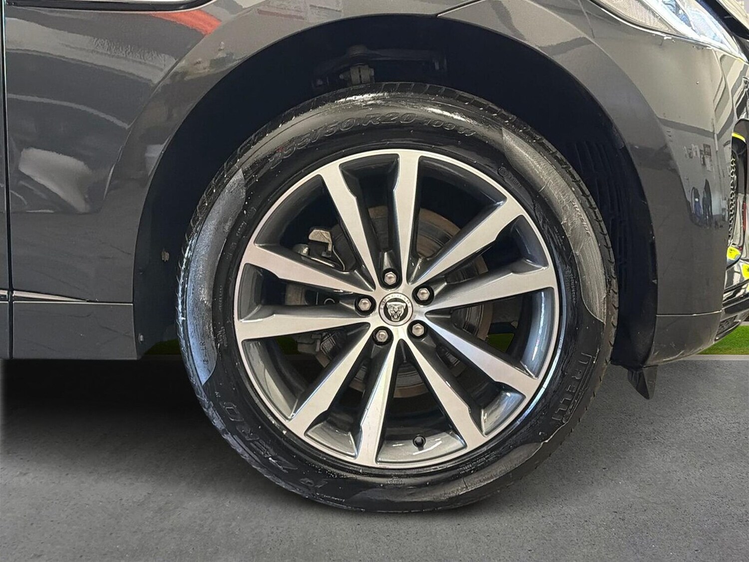 Used Jaguar F-Pace 2023 for sale - 77487559: Photo 8