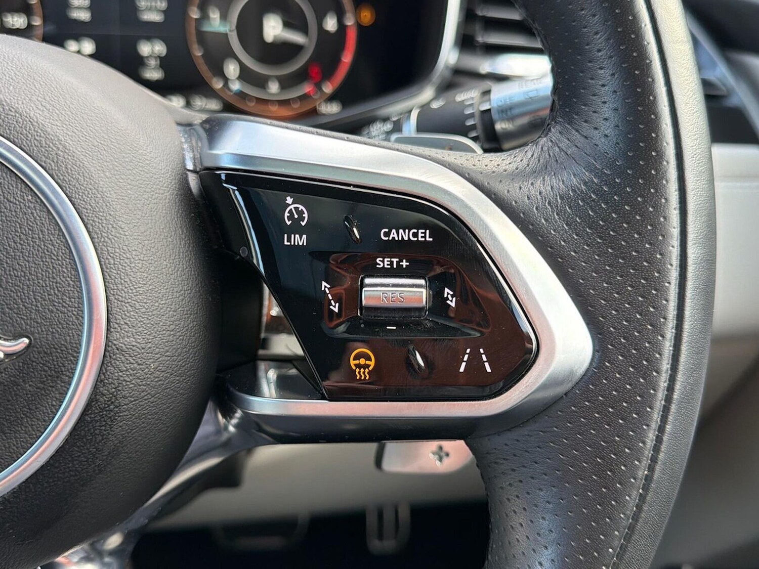 Used Jaguar F-Pace 2022 for sale - 78193943: Photo 25