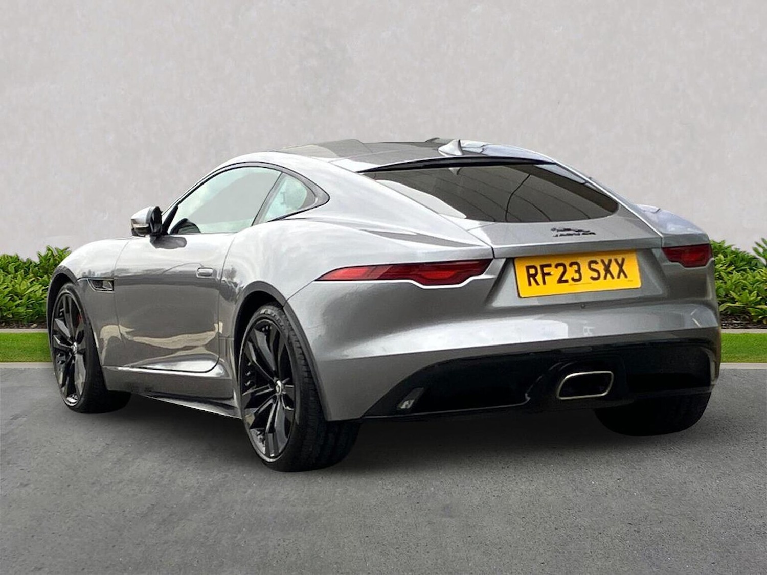 Used Jaguar F-Type 2023 for sale - 78193825: Photo 2