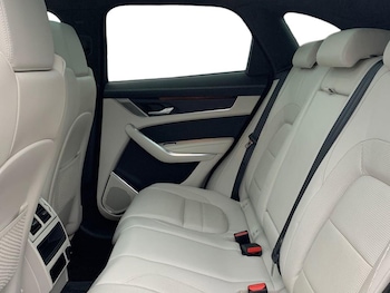 Used Jaguar F-Pace 2023 for sale - 77775188: Photo