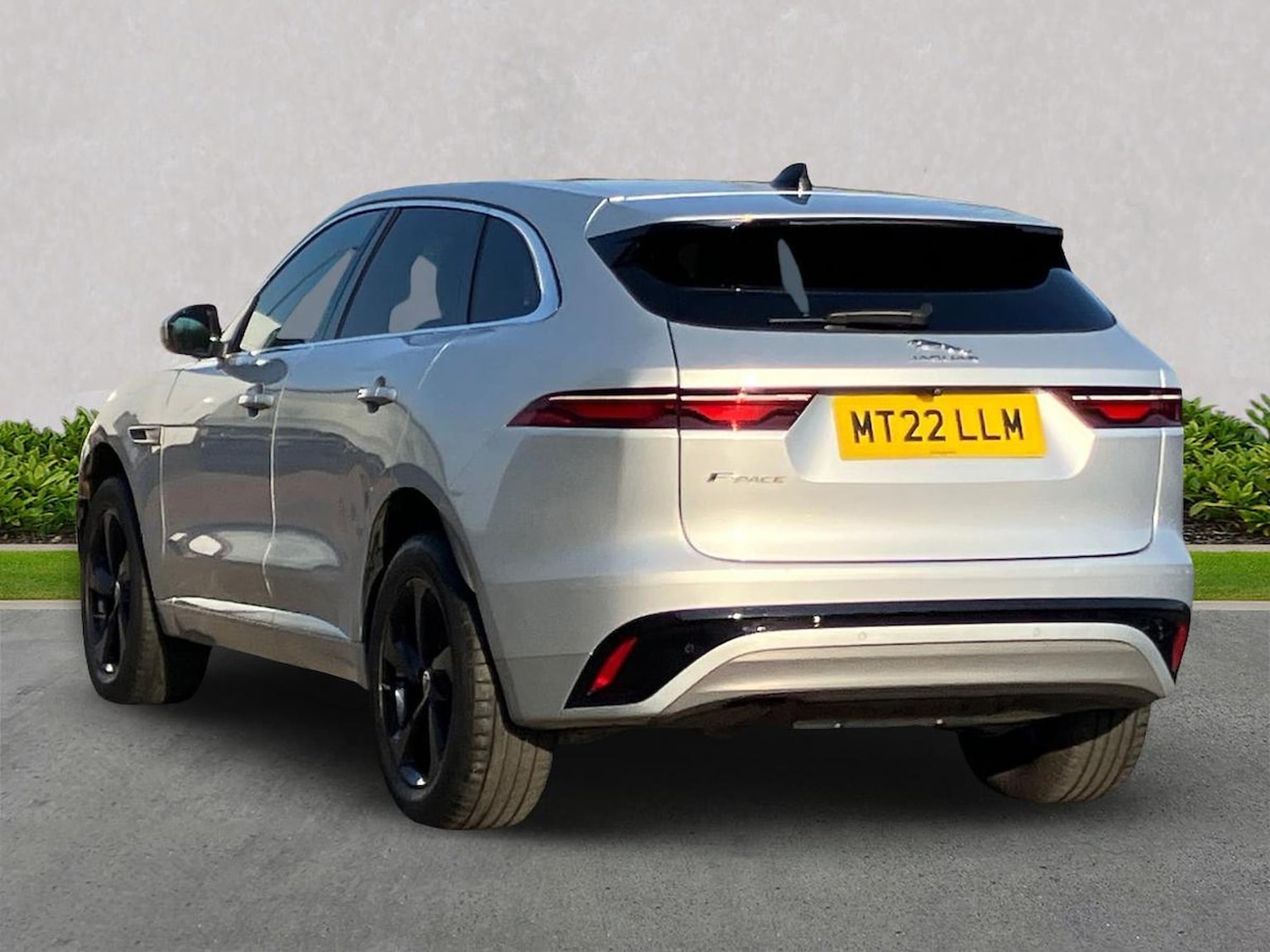 Used Jaguar F-Pace 2022 for sale - 78193828: Photo 2