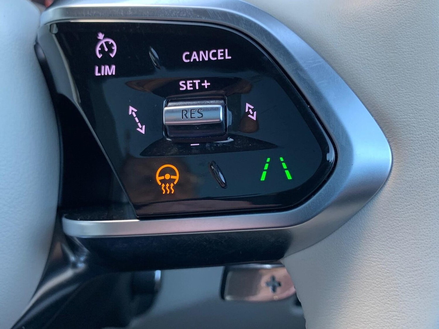 Used Jaguar F-Pace 2024 for sale - 76382646: Photo 35