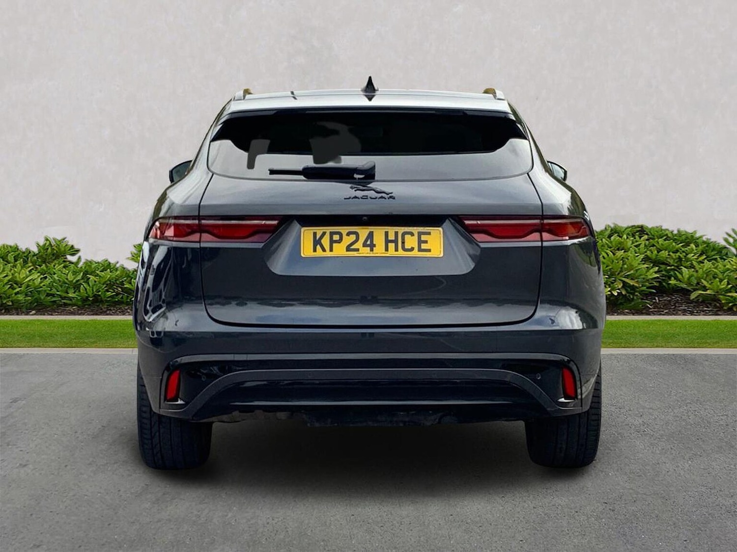 Used Jaguar F-Pace 2024 for sale - 76193199: Photo 6