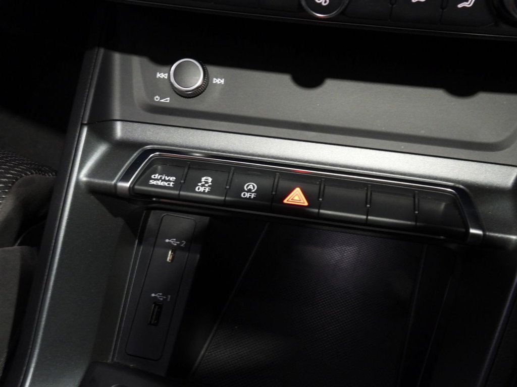 Used Audi Q3 2019 for sale - 77302106: Photo 36