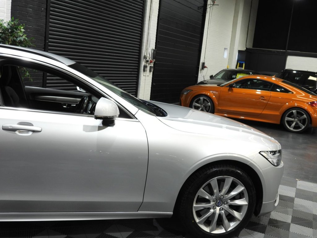 Used Volvo V90 2022 for sale - 76173118: Photo 8