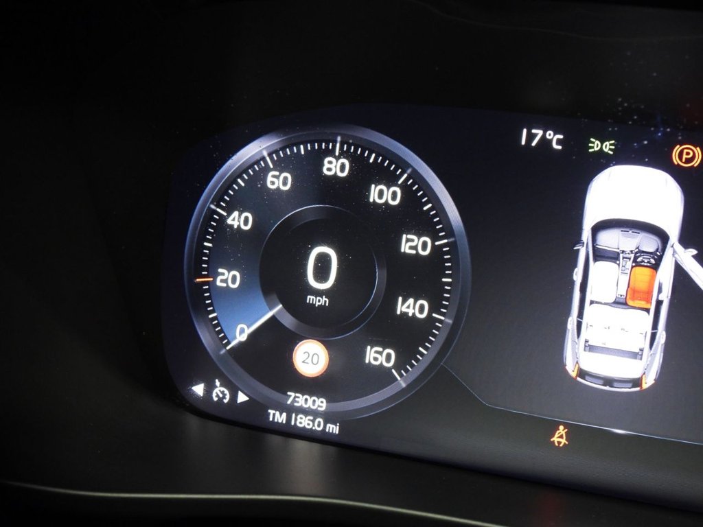 Used Volvo XC40 2021 for sale - 76105818: Photo 31