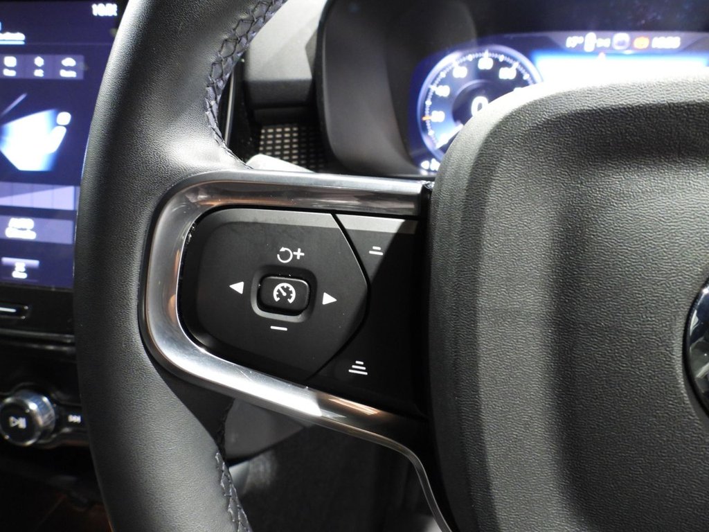 Used Volvo XC40 2021 for sale - 76105818: Photo 34