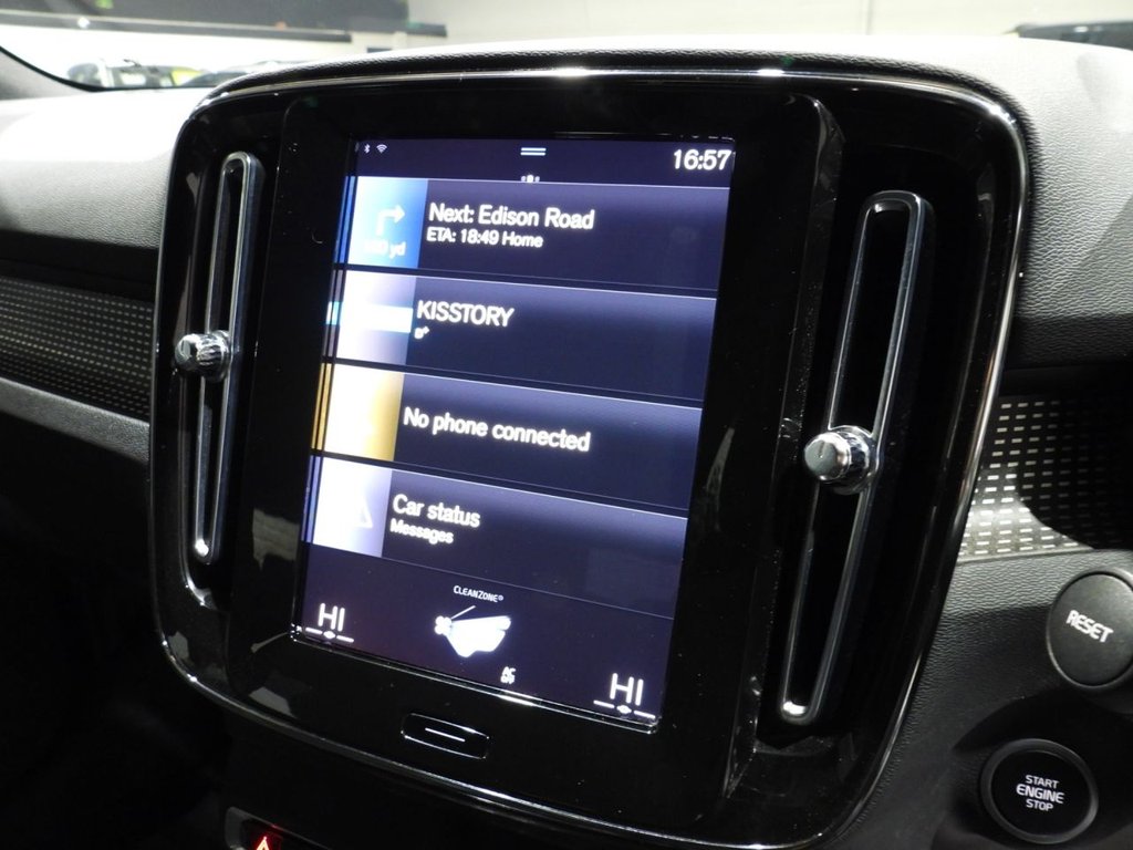 Used Volvo XC40 2021 for sale - 76105818: Photo 37
