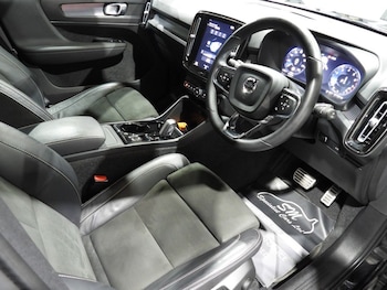 Used Volvo XC40 2021 for sale - 76105818: Photo