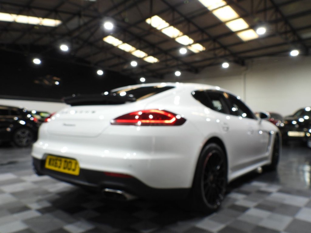 Used Porsche Panamera 2013 for sale - 76441790: Photo 11