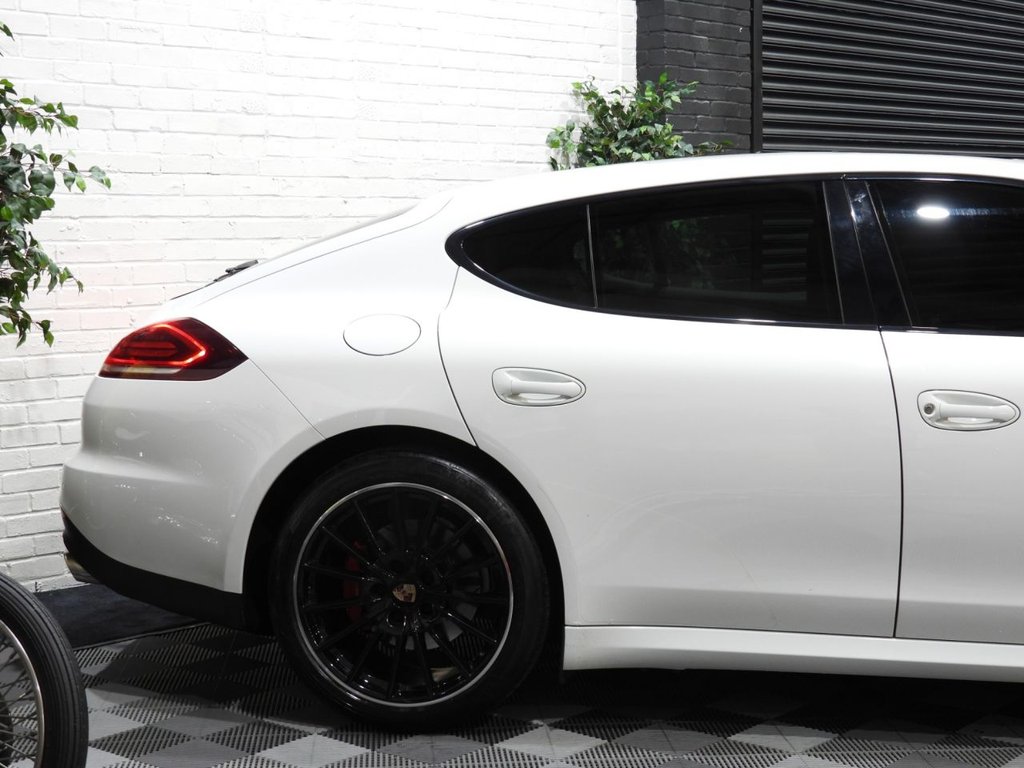 Used Porsche Panamera 2013 for sale - 76441790: Photo 13