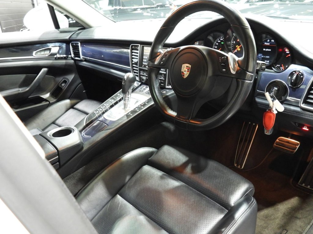 Used Porsche Panamera 2013 for sale - 76441790: Photo 16