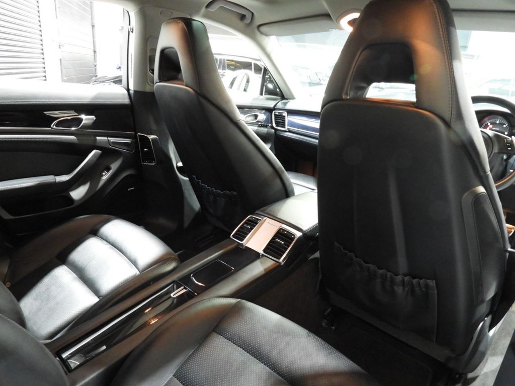 Used Porsche Panamera 2013 for sale - 76441790: Photo 20