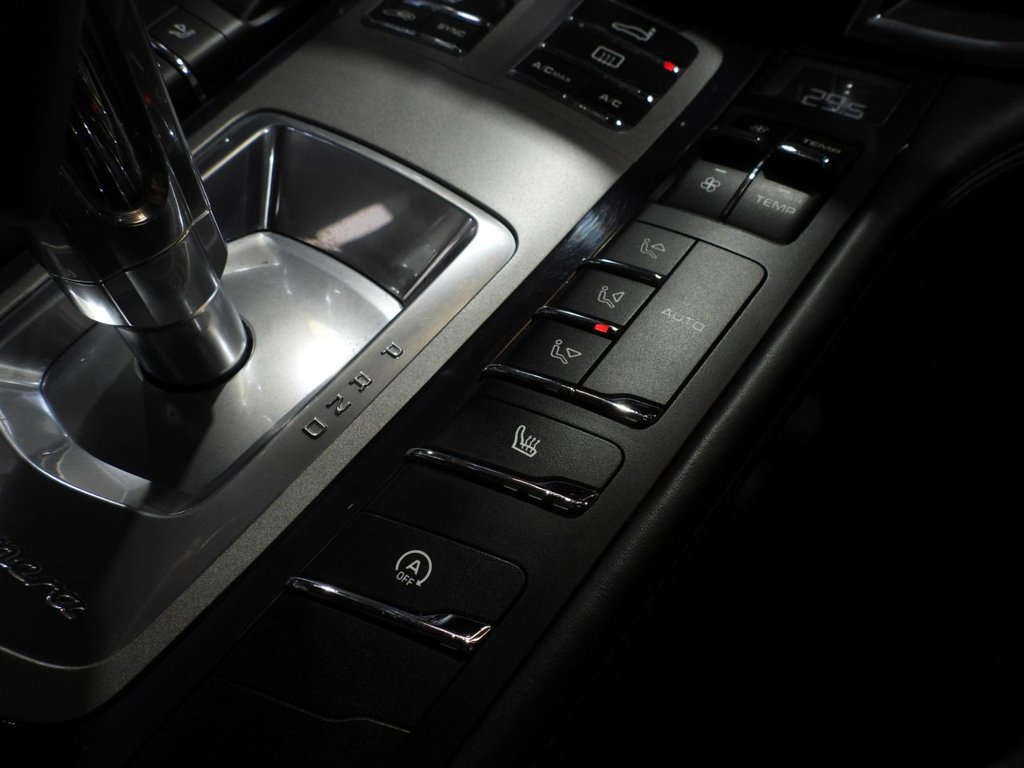 Used Porsche Panamera 2013 for sale - 76441790: Photo 31