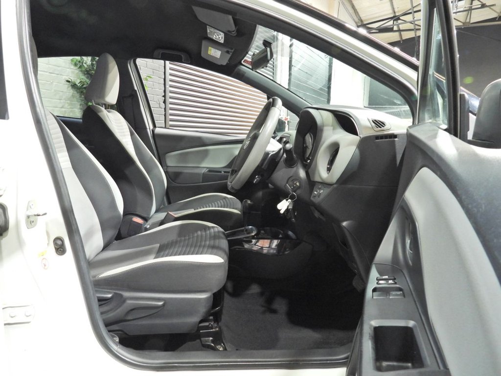 Used Toyota Yaris 2017 for sale - 78017464: Photo 16