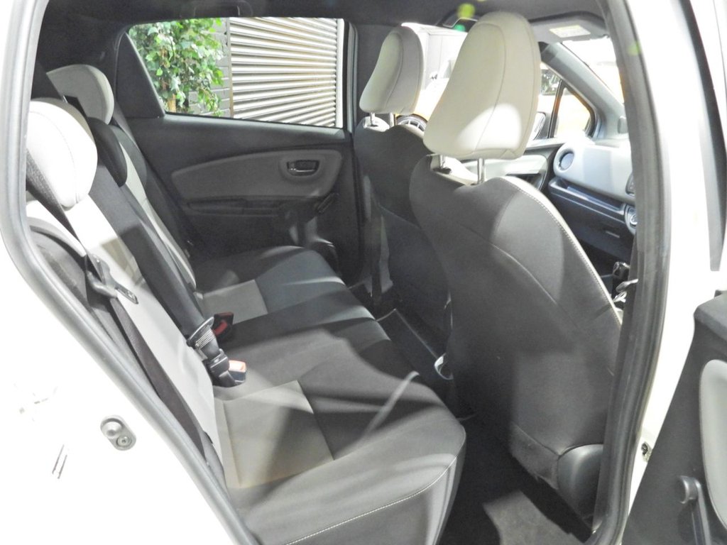 Used Toyota Yaris 2017 for sale - 78017464: Photo 24