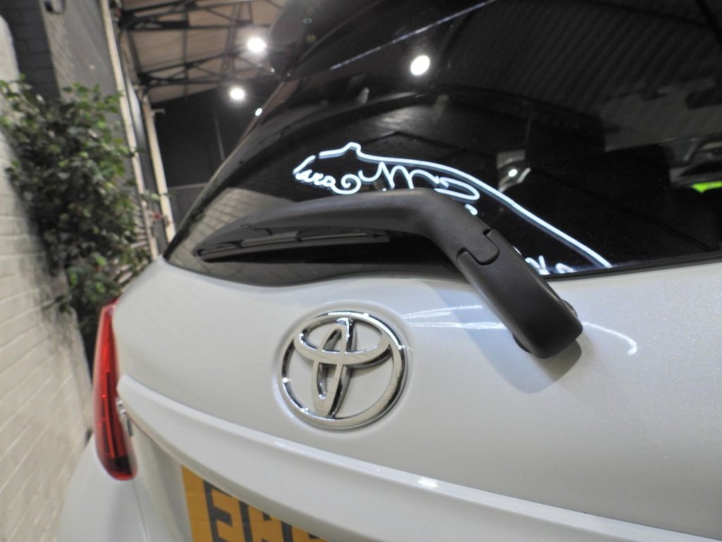 Used Toyota Yaris 2017 for sale - 78017464: Photo 26