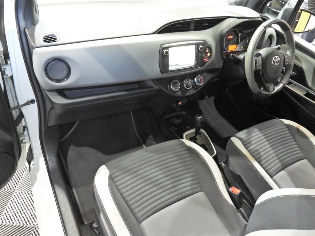 Used Toyota Yaris 2017 for sale - 78017464: Photo 30