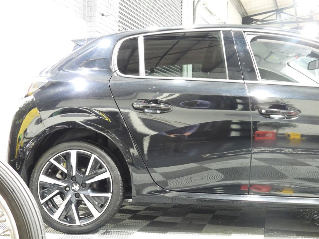 Used Peugeot 208 2020 for sale - 76510196: Photo 11