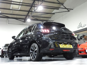 Used Peugeot 208 2020 for sale - 76510196: Photo