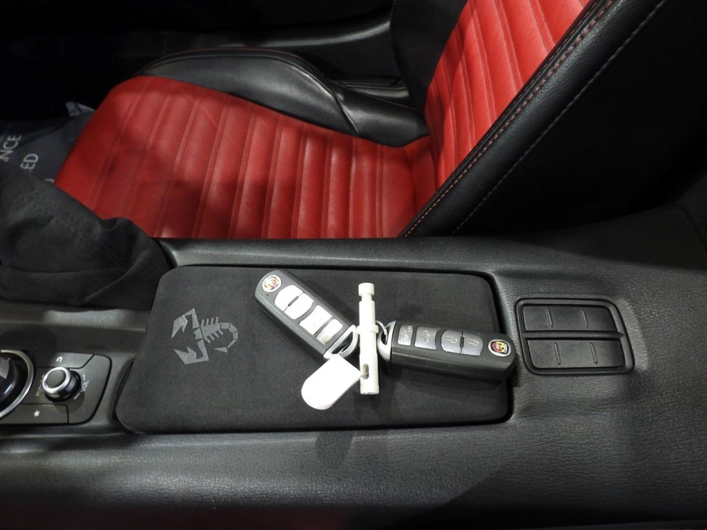 Used Abarth 124 Spider 2018 for sale - 77521571: Photo 31