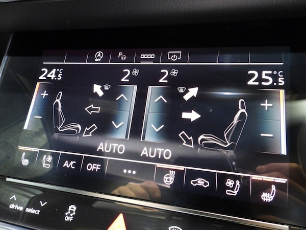 Used Audi RS6 Avant 2021 for sale - 76210683: Photo 44