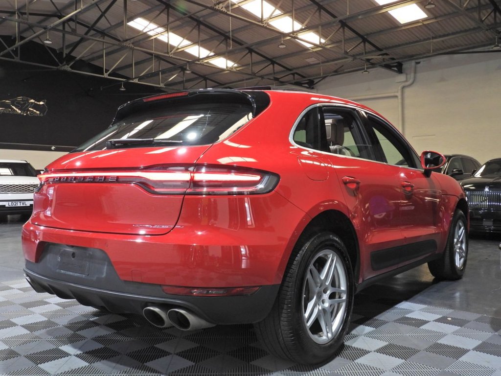 Used Porsche Macan 2019 for sale - 77703951: Photo 10
