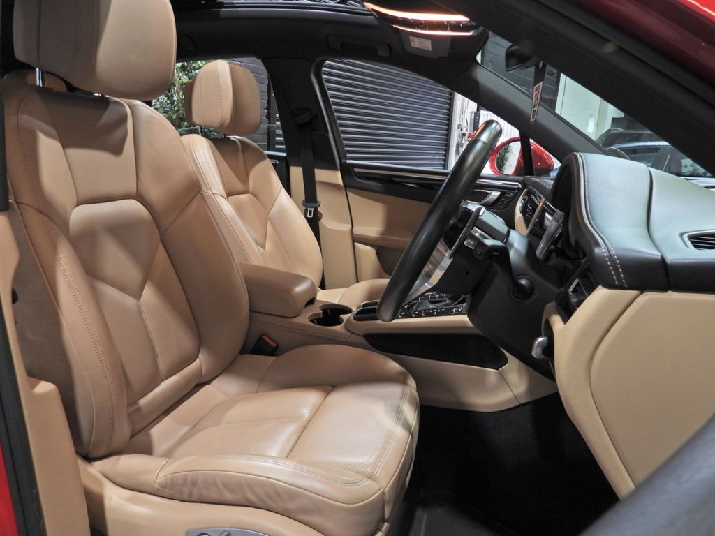 Used Porsche Macan 2019 for sale - 77703951: Photo 11