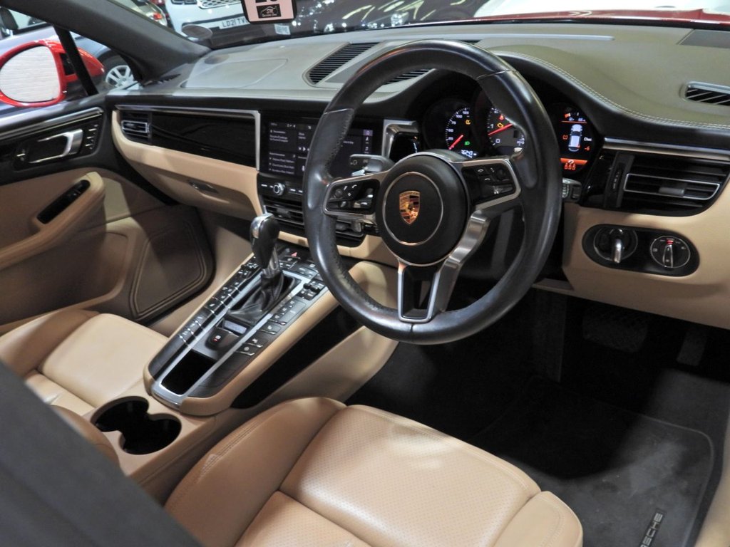 Used Porsche Macan 2019 for sale - 77703951: Photo 13