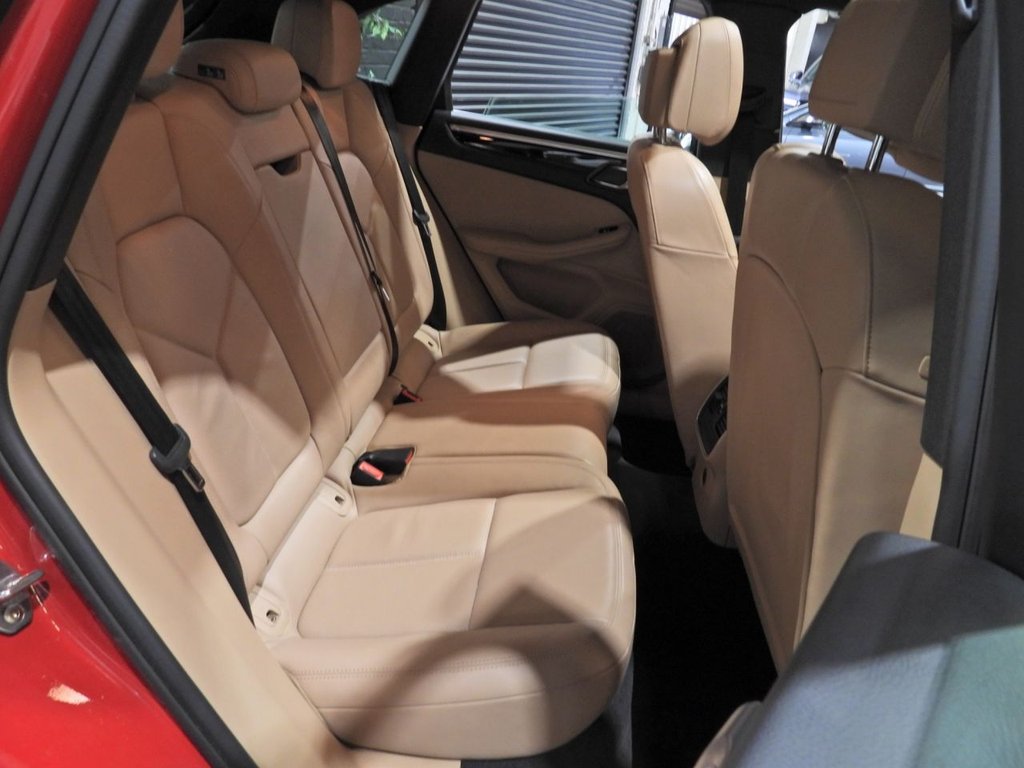 Used Porsche Macan 2019 for sale - 77703951: Photo 14