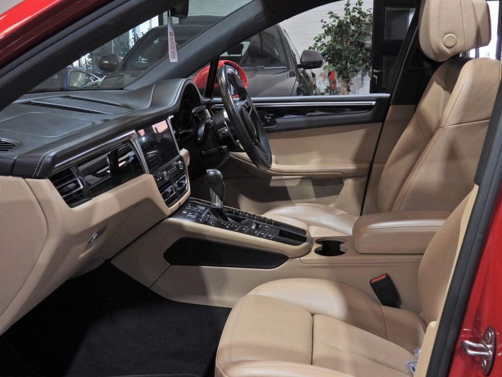 Used Porsche Macan 2019 for sale - 77703951: Photo 16