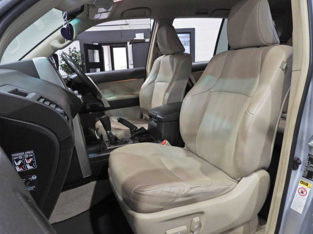 Used Toyota Land Cruiser 2010 for sale - 77672776: Photo 16