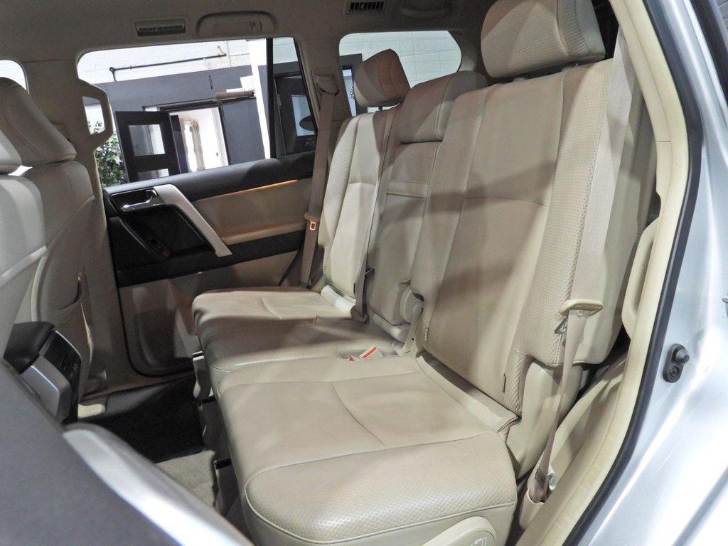 Used Toyota Land Cruiser 2010 for sale - 77672776: Photo 19