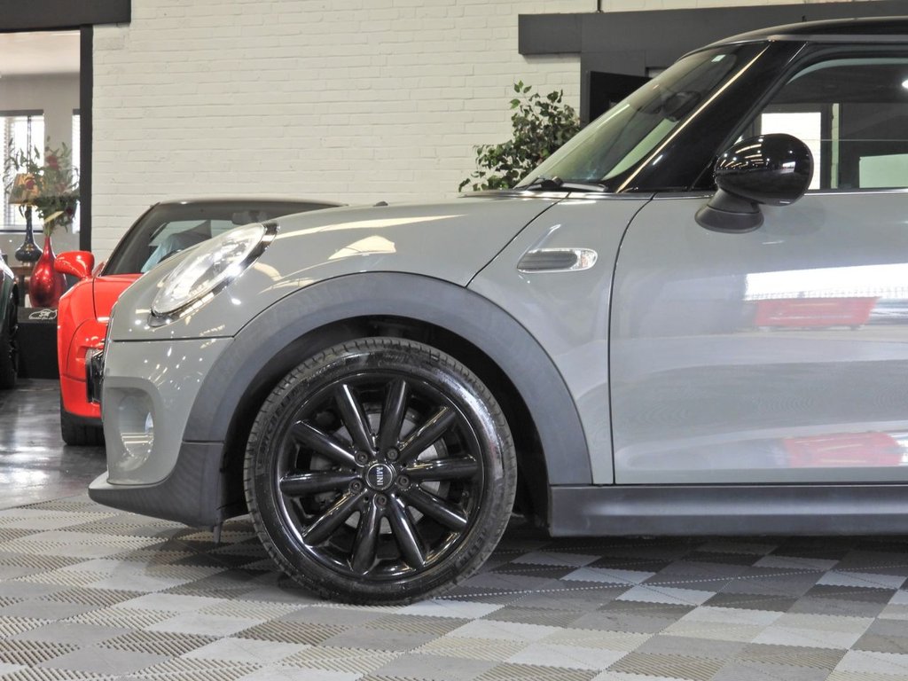 Used MINI Hatch 2017 for sale - 78110331: Photo 6
