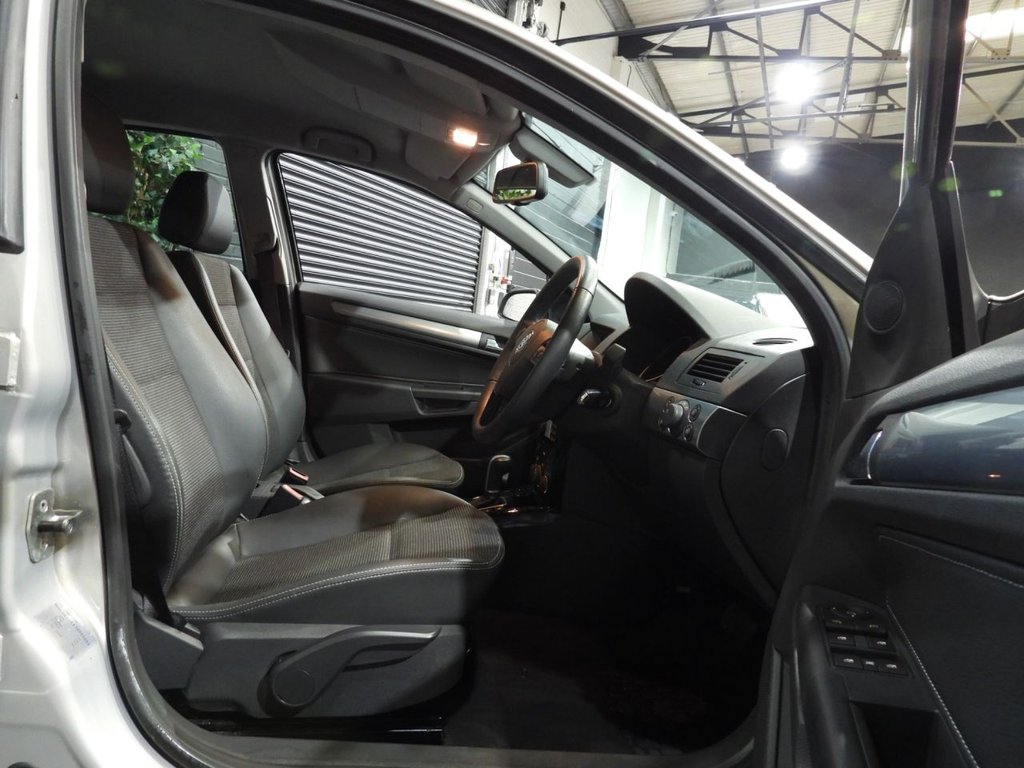 Used Vauxhall Astra 2009 for sale - 78063457: Photo 14