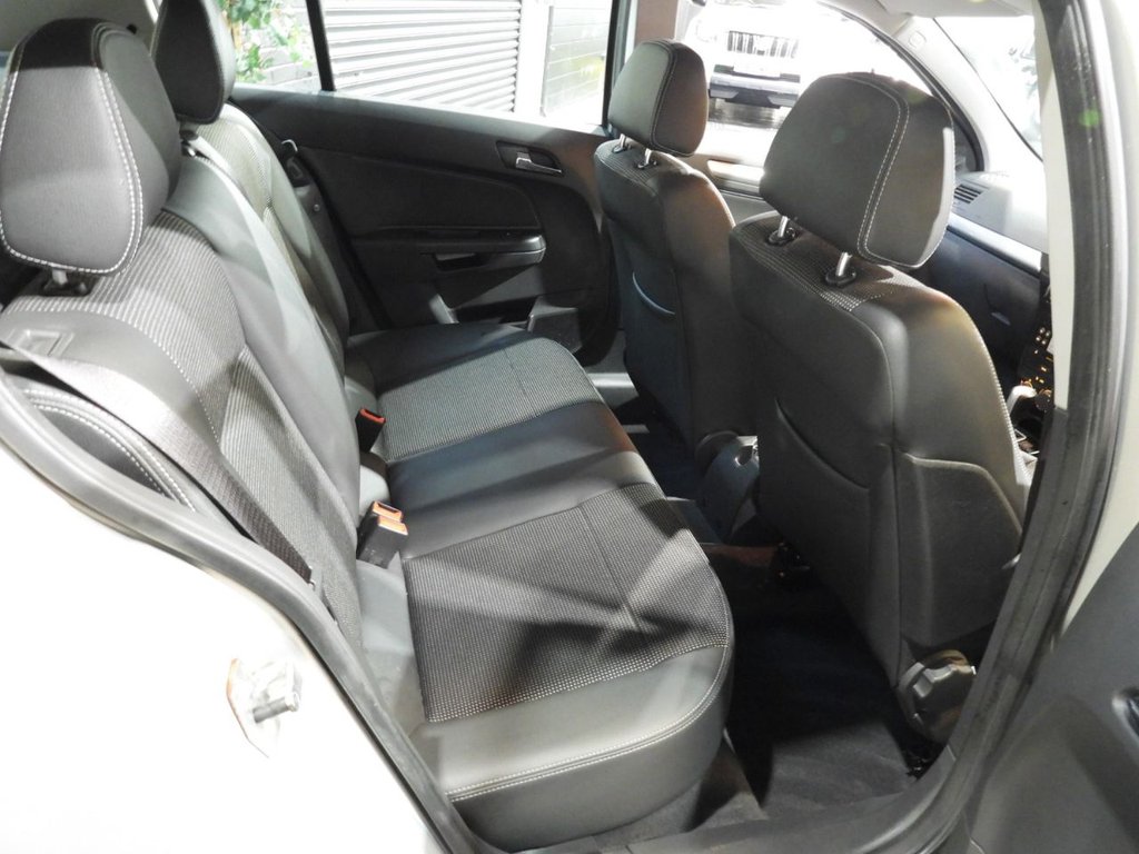 Used Vauxhall Astra 2009 for sale - 78063457: Photo 19