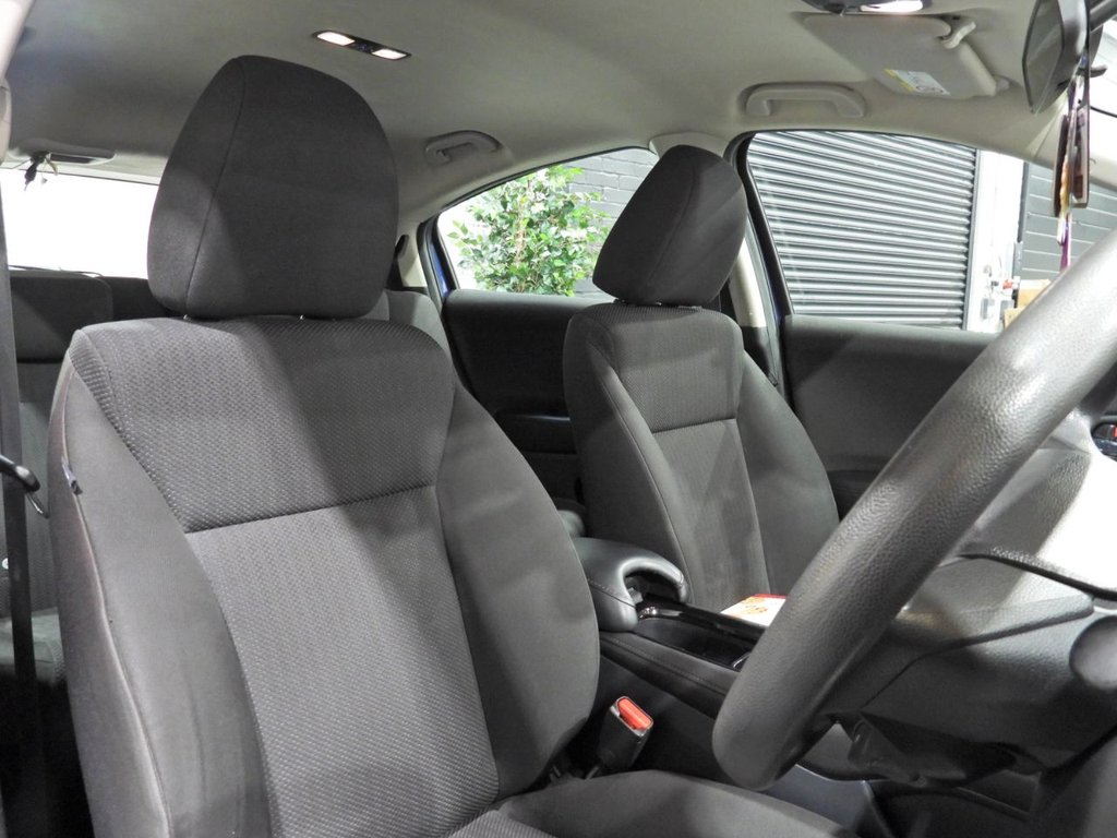 Used Honda HR-V 2017 for sale - 77636707: Photo 17