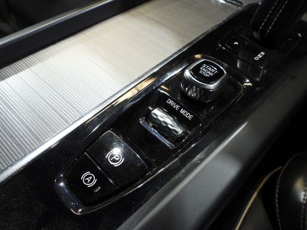 Used Volvo XC60 2021 for sale - 78124208: Photo 37