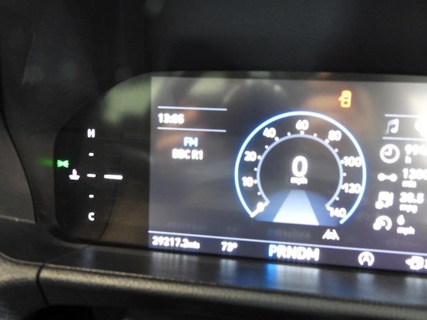 Used Volkswagen Amarok 2024 for sale - 75573678: Photo 28