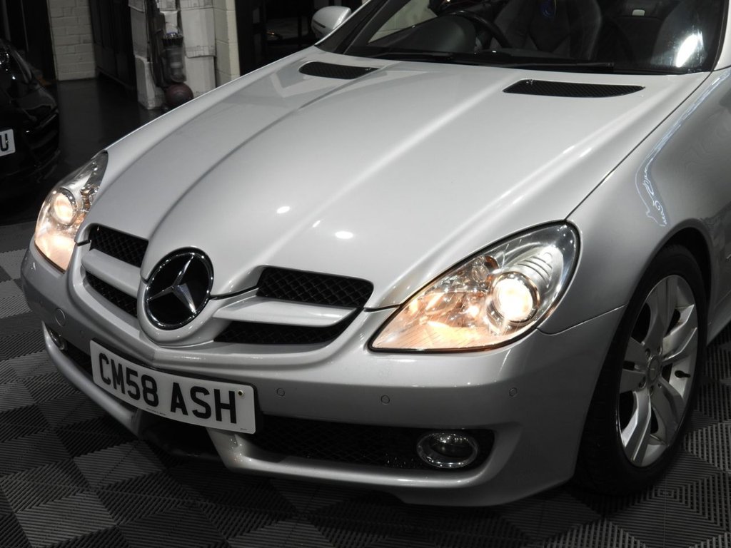 Used Mercedes-Benz SLK 2009 for sale - 77014387: Photo 11