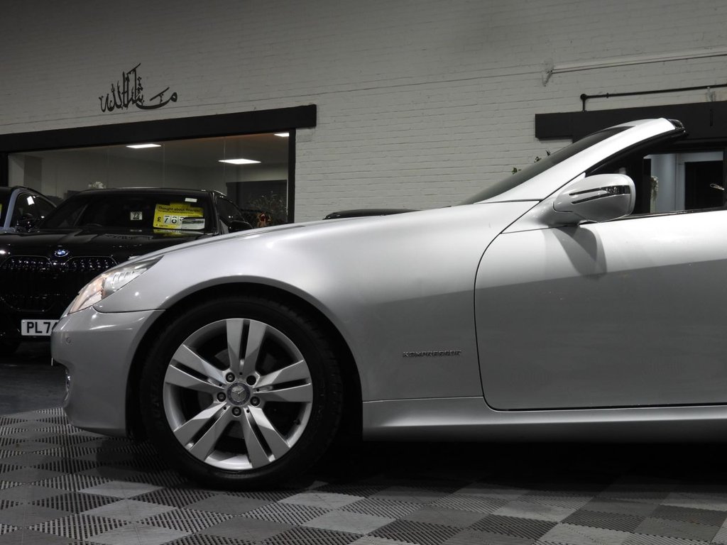 Used Mercedes-Benz SLK 2009 for sale - 77014387: Photo 12
