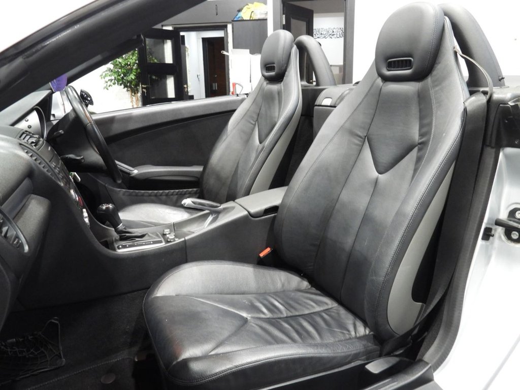 Used Mercedes-Benz SLK 2009 for sale - 77014387: Photo 16