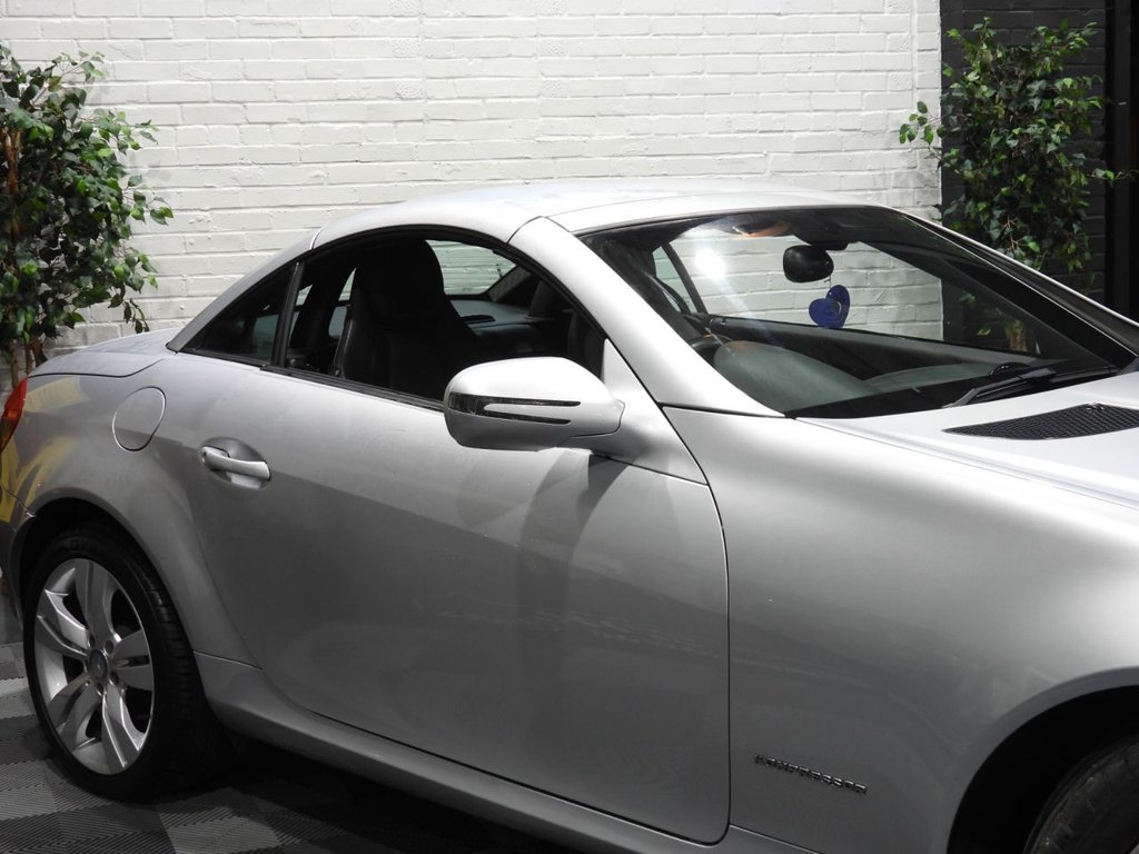 Used Mercedes-Benz SLK 2009 for sale - 77014387: Photo 19