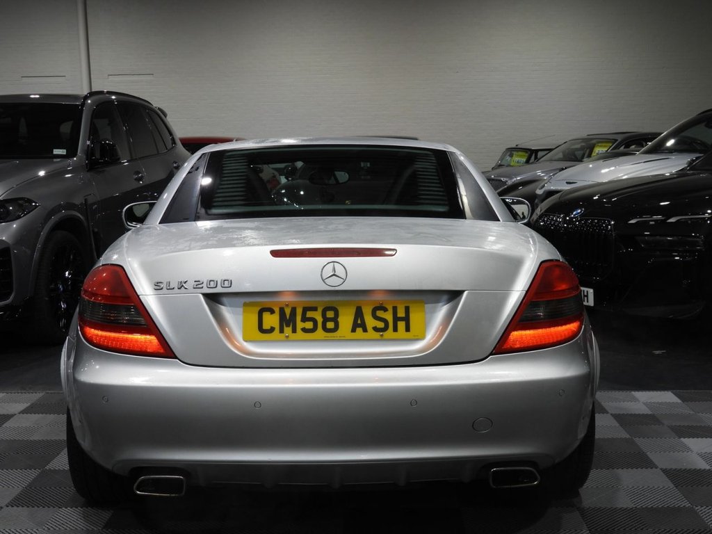 Used Mercedes-Benz SLK 2009 for sale - 77014387: Photo 32