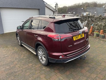 Used Toyota RAV4 2017 for sale - 77442266: Photo