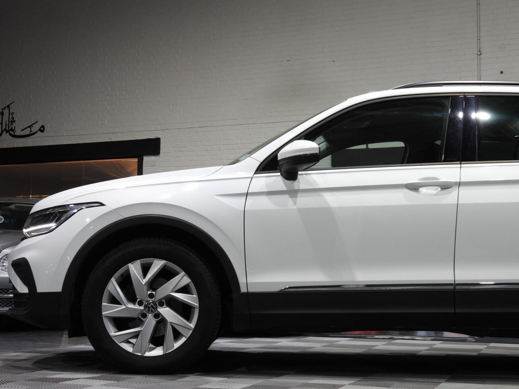 Used Volkswagen Tiguan 2022 for sale - 76797878: Photo 18