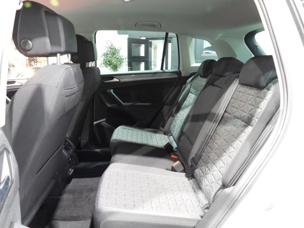 Used Volkswagen Tiguan 2022 for sale - 76797878: Photo 24