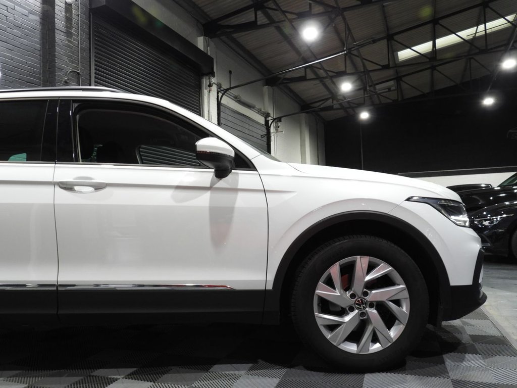 Used Volkswagen Tiguan 2022 for sale - 76797878: Photo 8