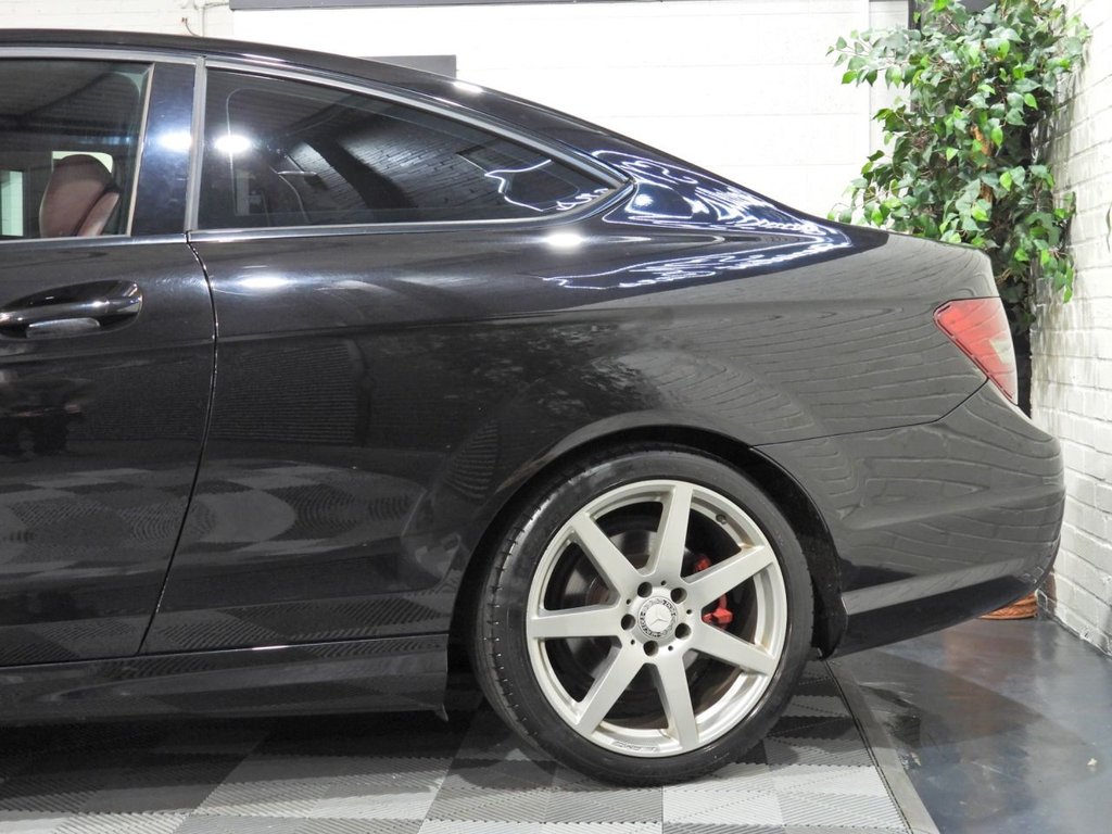 Used Mercedes-Benz C Class 2013 for sale - 77720409: Photo 11
